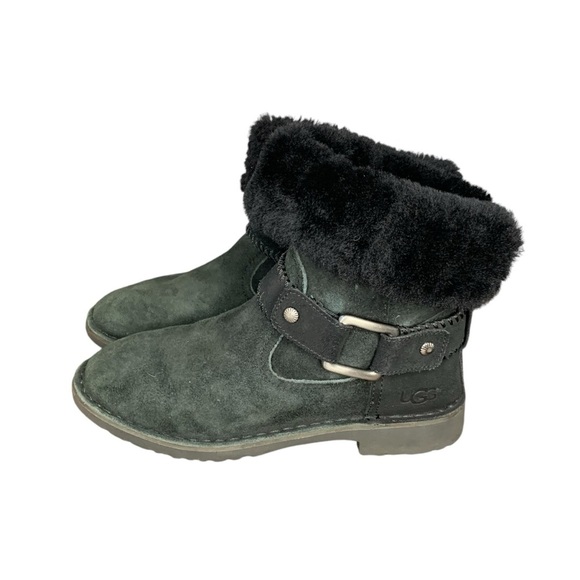 UGG Cedric‎ style 1012360 black suede sheepskin and shearling boots. Size 8 - Picture 1 of 12
